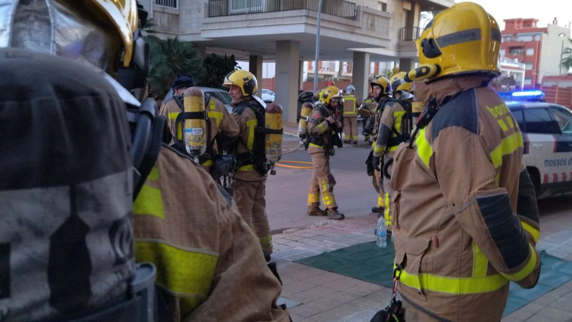 Muere una pareja de ancianos en el incendio de un edificio de Vilassar de Mar (Barcelona)