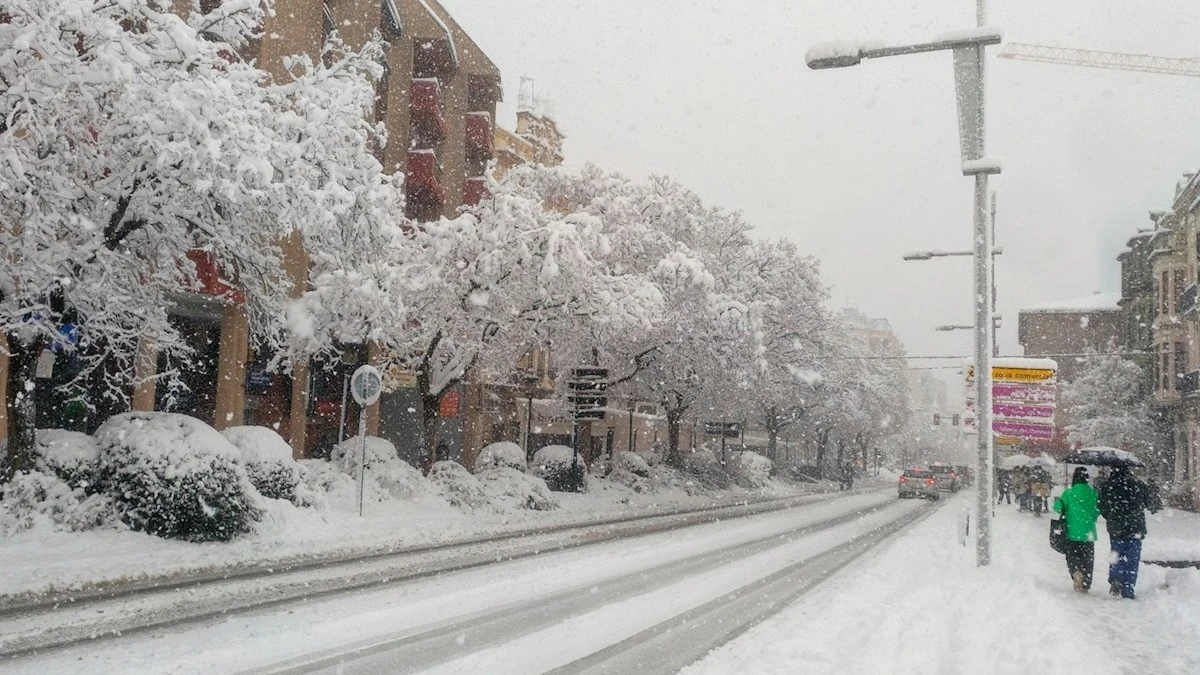 Carreteras afectadas, provincias en alerta y nevadas