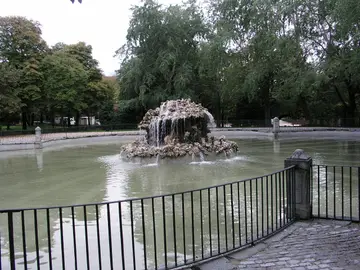 Estanque de las Campanillas del Retiro: esta es su sorprendente historia Estanque de las Campanillas del Retiro: esta es su sorprendente historia