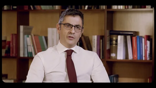 Félix Bolaños desvela lo que no se vio de la exhumación de Franco: "La ministra de Justicia tuvo que aguantar improperios de la familia" Félix Bolaños desvela lo que no se vio de la exhumación de Franco: "La ministra de Justicia tuvo que aguantar improperios de la familia"