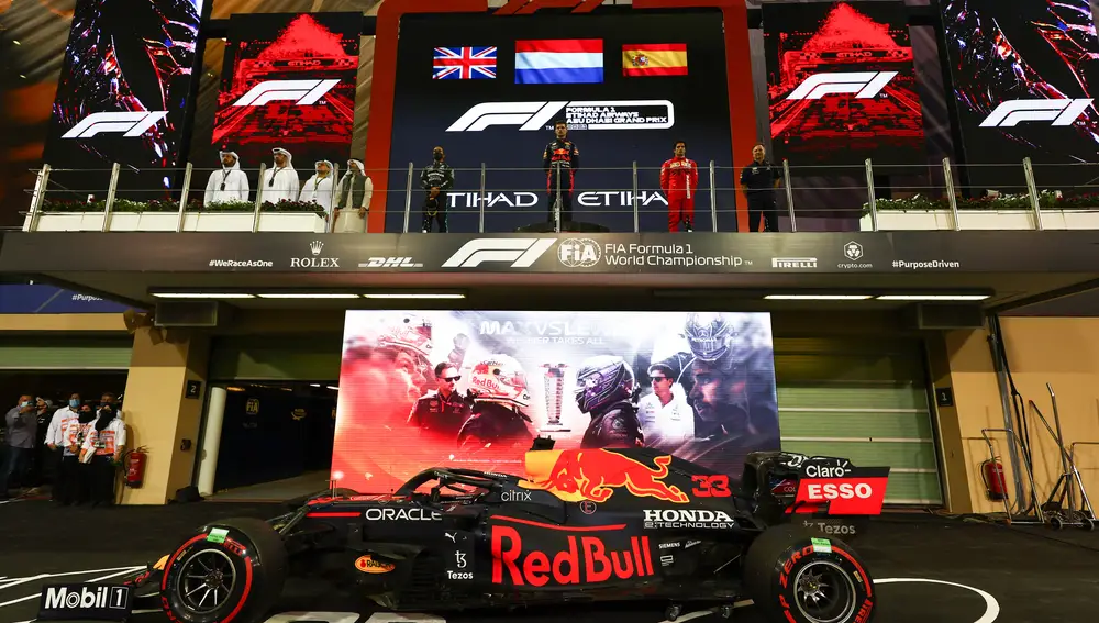 Verstappen se coronó Campeón ganando en Abu Dhabi