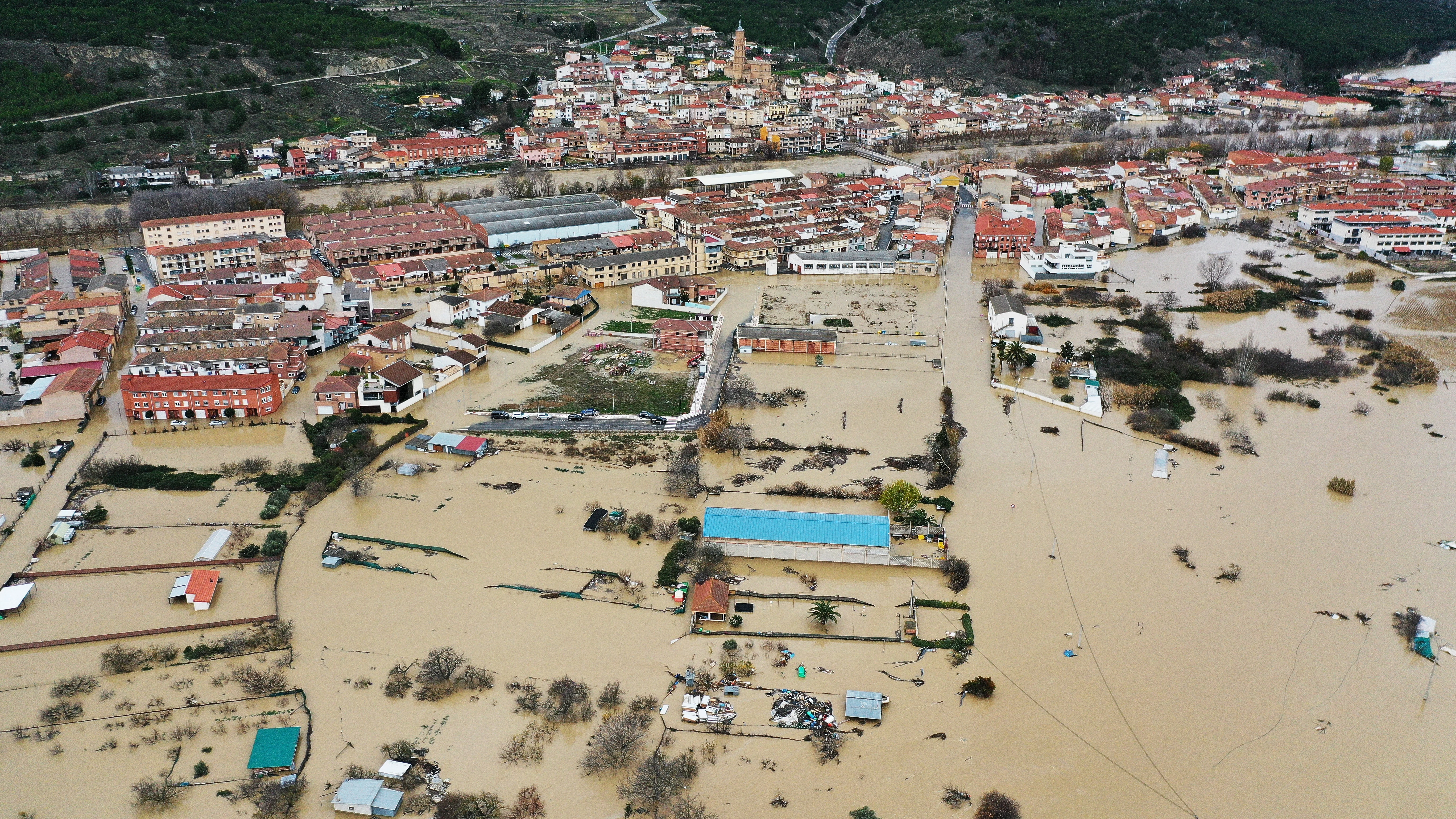 Vista aérea de la localidad navarra de Funes, afectada por los desbordamientos Vista aérea de los alrededores de la localidad navarra de Funes