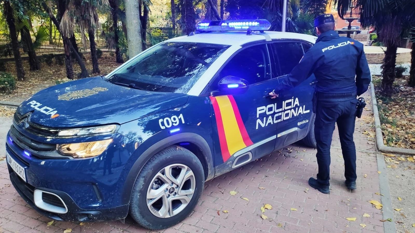 El consejo de la Policía si te encuentras en la carretera con ellos en una emergencia