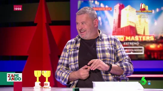 Miki Nadal consigue montar un lego en pleno directo y en tiempo récord Miki Nadal consigue montar un lego en pleno directo y en tiempo récord