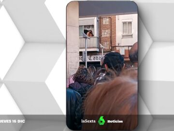 Un hombre retiene a una mujer con un cuchillo en Alcalá de Henares