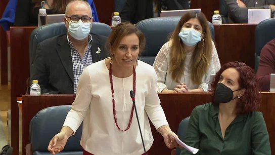 Mónica García carga contra Ayuso por "plantear mutilar" los derechos LGTBI: "Uno no se abstiene frente a la homofobia" Mónica García carga contra Ayuso por "plantear mutilar" los derechos LGTBI: "Uno no se abstiene frente a la homofobia"
