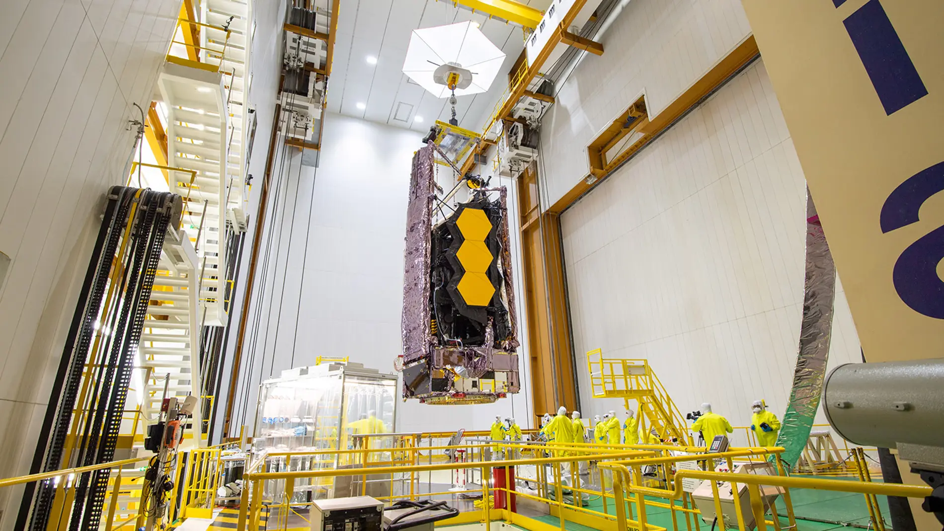 El lanzamiento del telescopio James Webb se retrasa por un problema de comunicacion