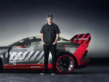 Ken Block desvela su nuevo juguete para las ‘Elektrikhanas’: el Audi S1 e-tron quattro Hoonitron Ken Block desvela su nuevo juguete para las ‘Elektrikhanas’: el Audi S1 e-tron quattro Hoonitron