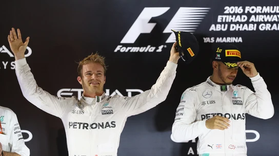Nico Rosberg celebra una victoria ante Hamilton Nico Rosberg celebra una victoria ante Hamilton