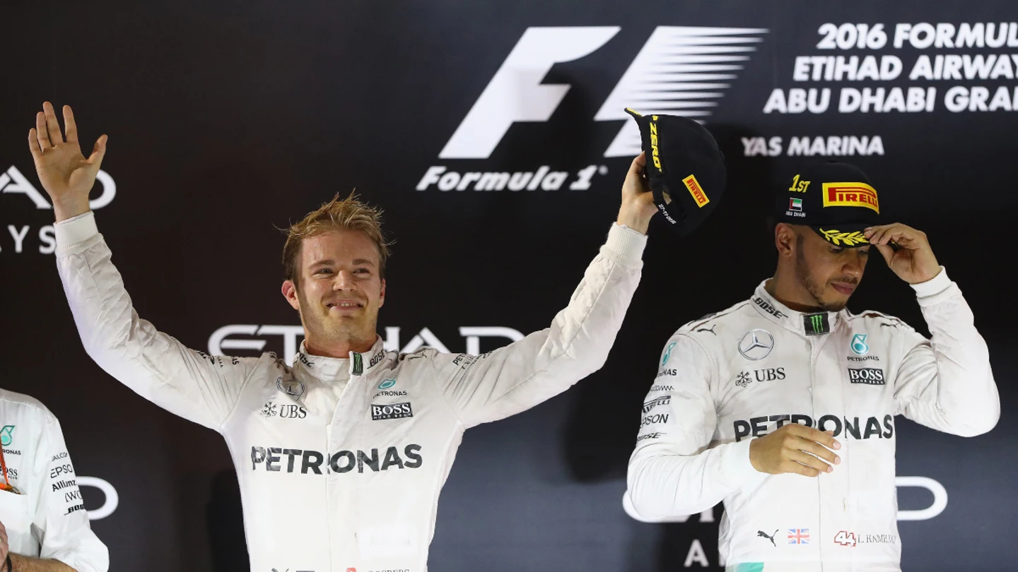 Nico Rosberg celebra una victoria ante Hamilton Nico Rosberg celebra una victoria ante Hamilton