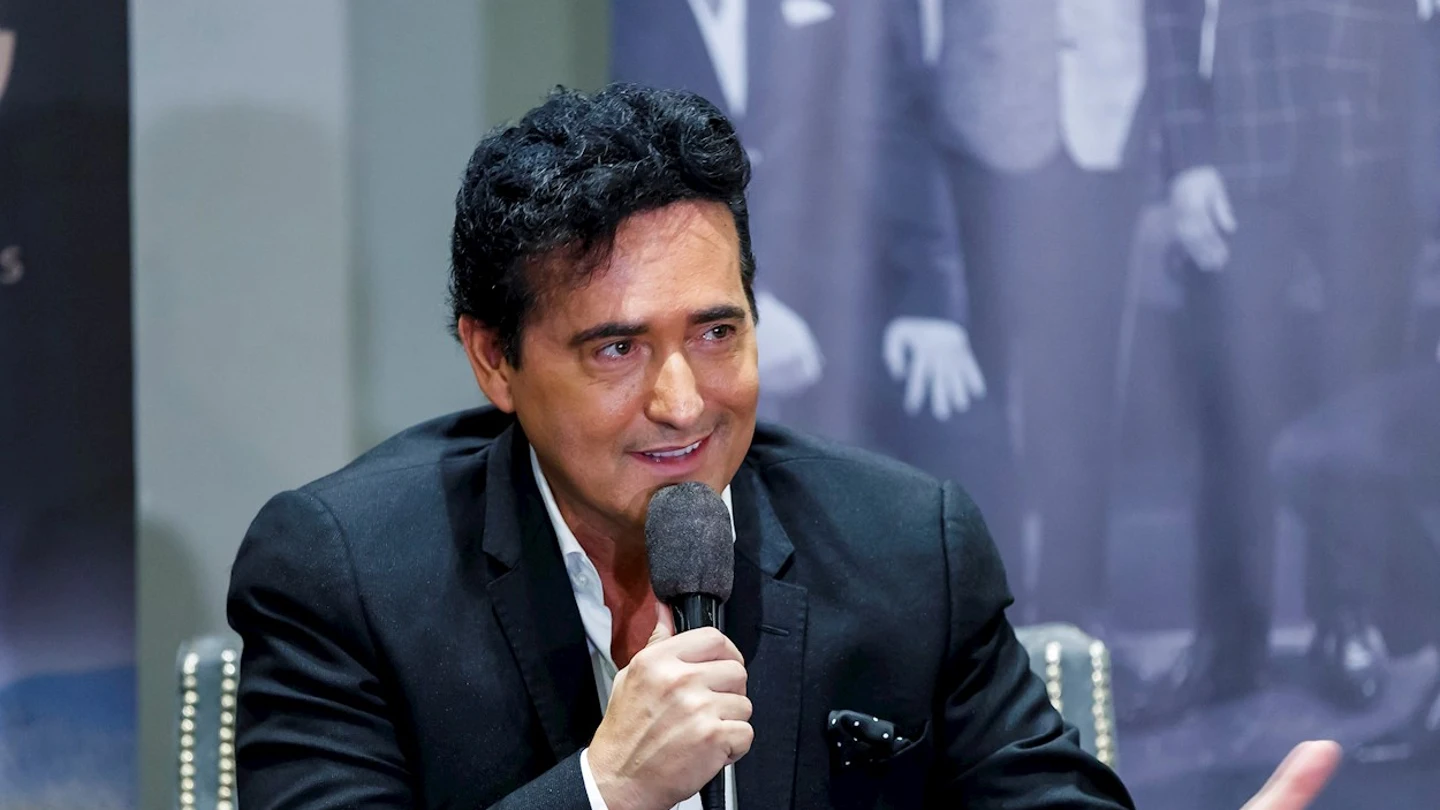 Muere por coronavirus el cantante Carlos Marín, de 'Il Divo', a sus 53 años Muere por coronavirus el cantante Carlos Marín, de 'Il Divo', a sus 53 años