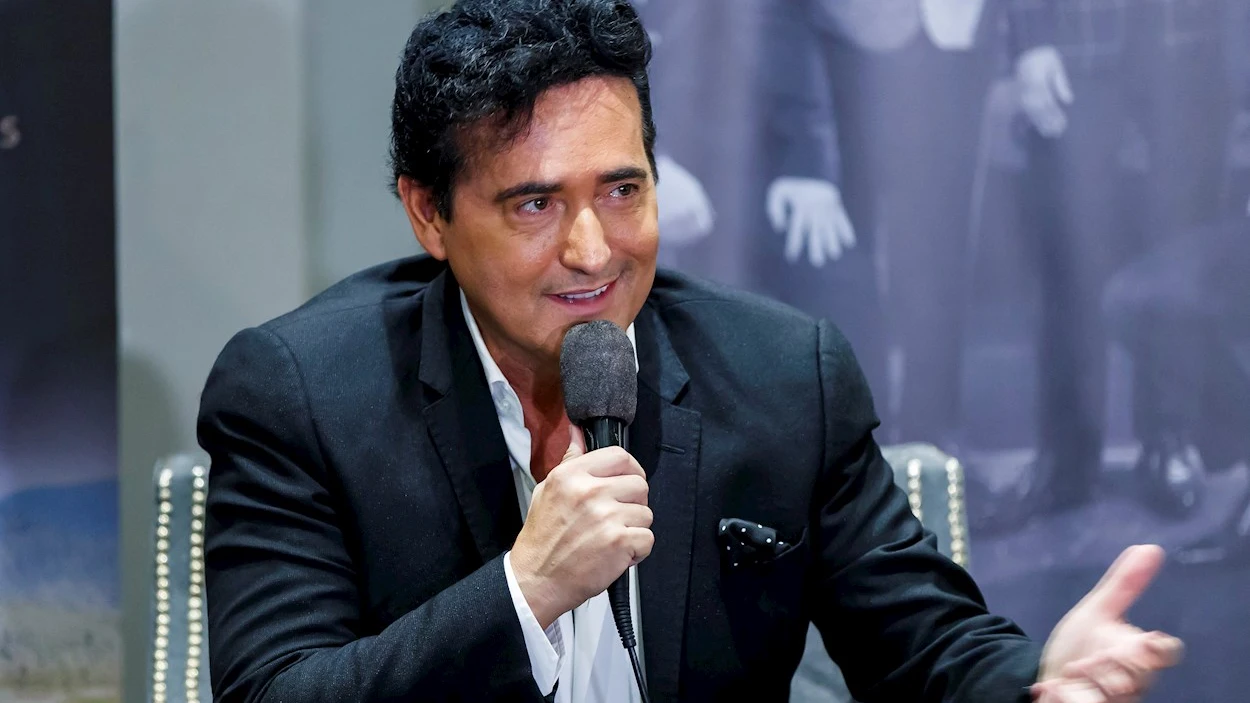 Muere por coronavirus el cantante Carlos Marín, de 'Il Divo', a sus 53 años