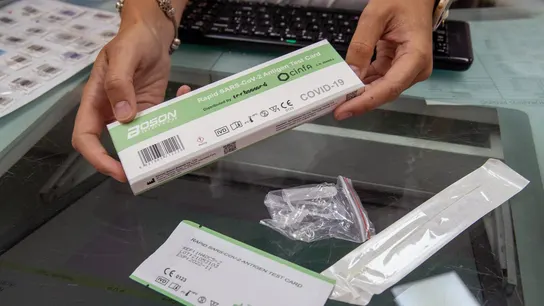 Los test rápidos de antígenos al rescate de la Navidad Los test rápidos de antígenos al rescate de la Navidad