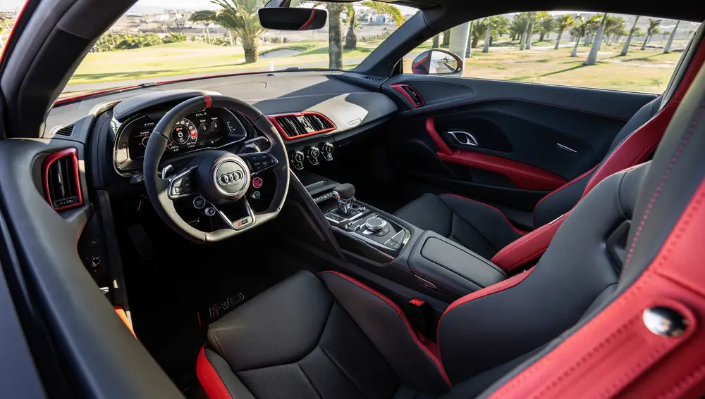 Audi R8 V10 RWD 2022 Interior