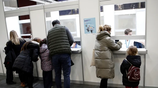 España pulveriza récords con 60.041 nuevos contagios y dispara su incidencia a los 784 casos España pulveriza récords con 60.041 nuevos contagios y dispara su incidencia a los 784 casos