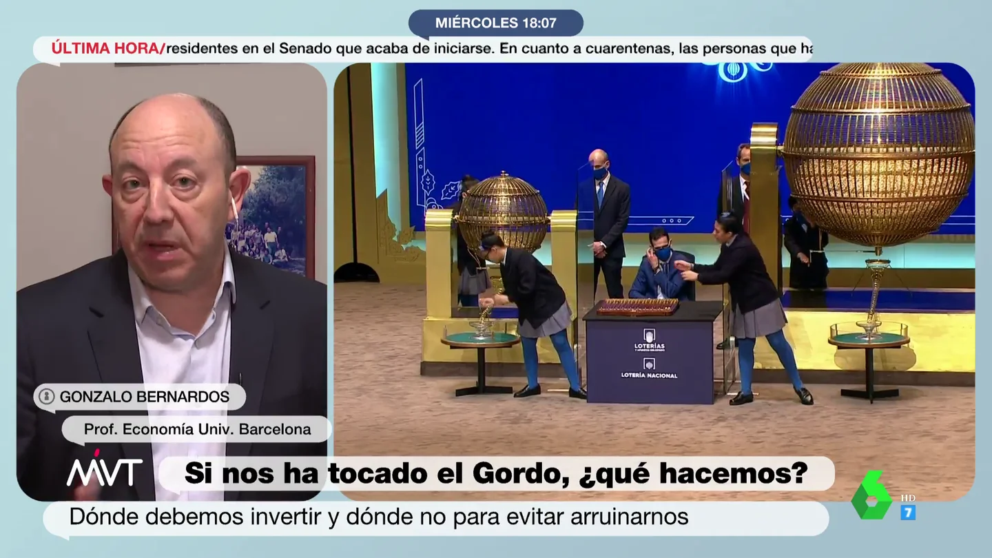 Los consejos del economista Gonzalo Bernardos sobre dónde invertir el dinero de la Lotería de Navidad para no arruinarnos Los consejos del economista Gonzalo Bernardos sobre dónde invertir el dinero de la Lotería de Navidad para no arruinarnos
