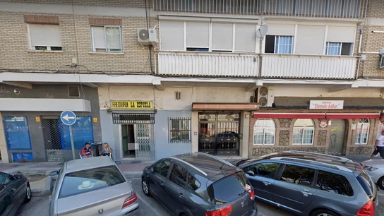 Vista de la fachada de la freiduría La Espuela Vista de la fachada de la freiduría La Espuela