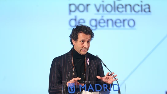 El concejal del Grupo Mixto, Luis Felipe Llamas, durante un acto institucional. El concejal del Grupo Mixto, Luis Felipe Llamas, durante un acto institucional.