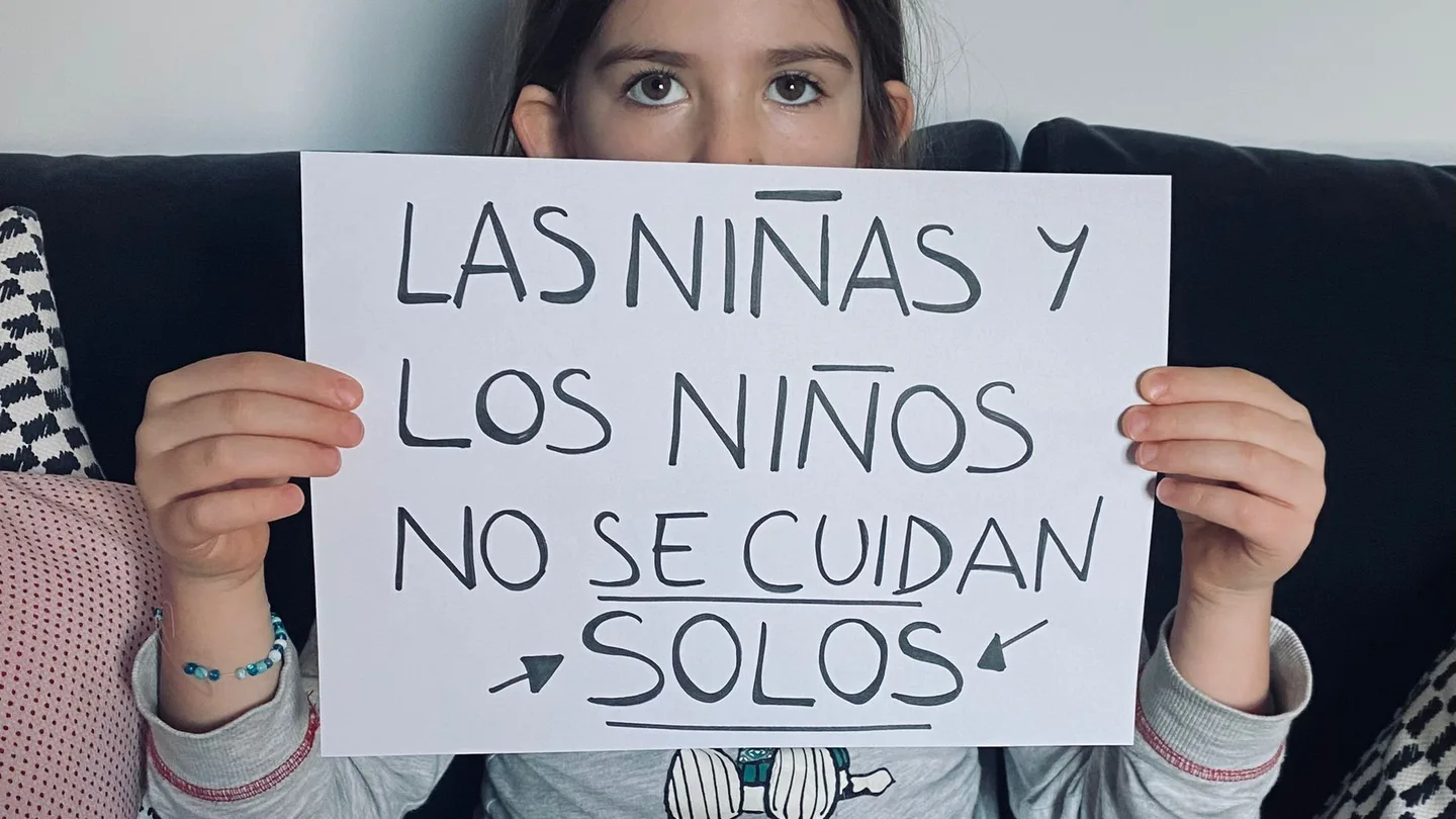 “Los niños no se cuidan solos": las familias exigen al gobierno medidas de conciliación “Los niños no se cuidan solos": las familias exigen al gobierno medidas de conciliación