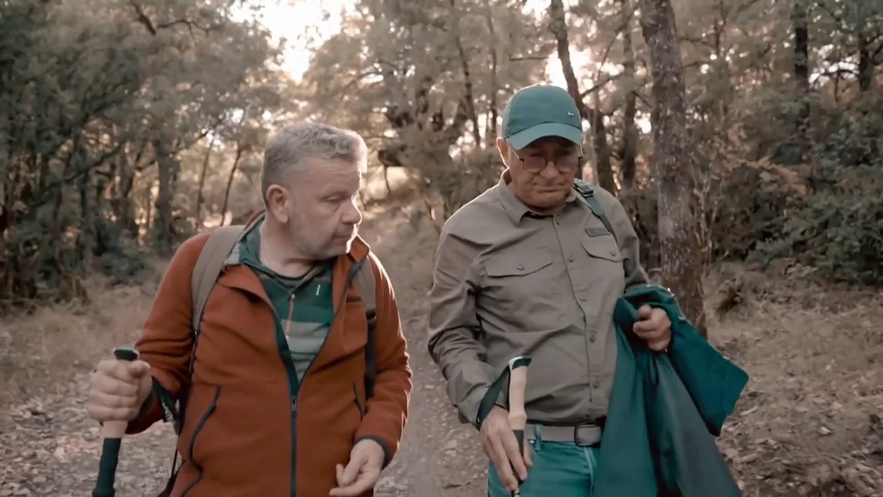 Xavier Sardà sorprende a Alberto Chicote recitándole el 'Padre nuestro' en latín Xavier Sardà sorprende a Alberto Chicote recitándole el 'Padre nuestro' en latín