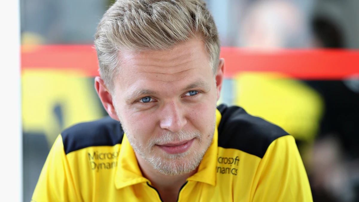 Magnussen, con Renault