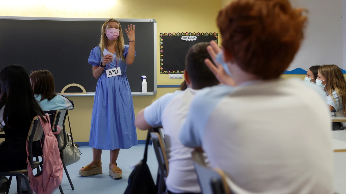 Sanidad relaja las cuarentenas en las aulas Sanidad relaja las cuarentenas en las aulas