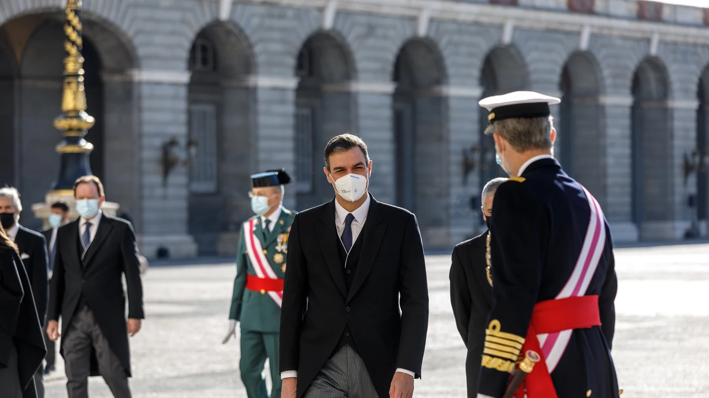 Pedro Sánchez saluda al Rey Felipe VI en la Pascua Militar de 2021 Pedro Sánchez saluda al Rey Felipe VI en la Pascua Militar de 2021