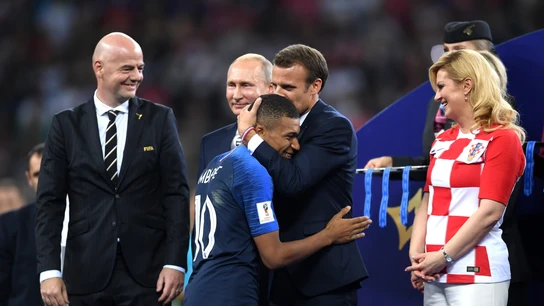 Macron y Mbappé en el Mundial de Rusia Macron y Mbappé en el Mundial de Rusia