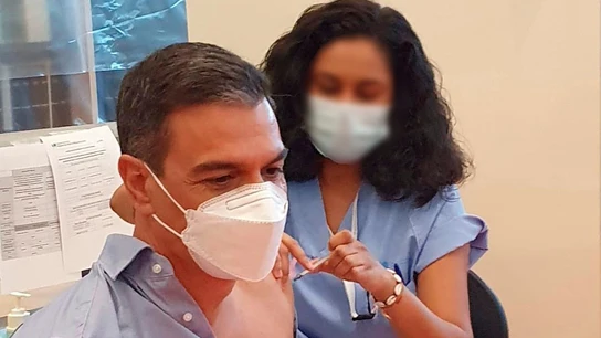 Pedro Sánchez recibe la tercera dosis contra el COVID Pedro Sánchez recibe la tercera dosis contra el COVID