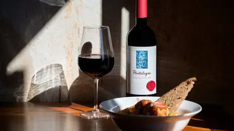 Degustación y cata. Degustación y cata.
