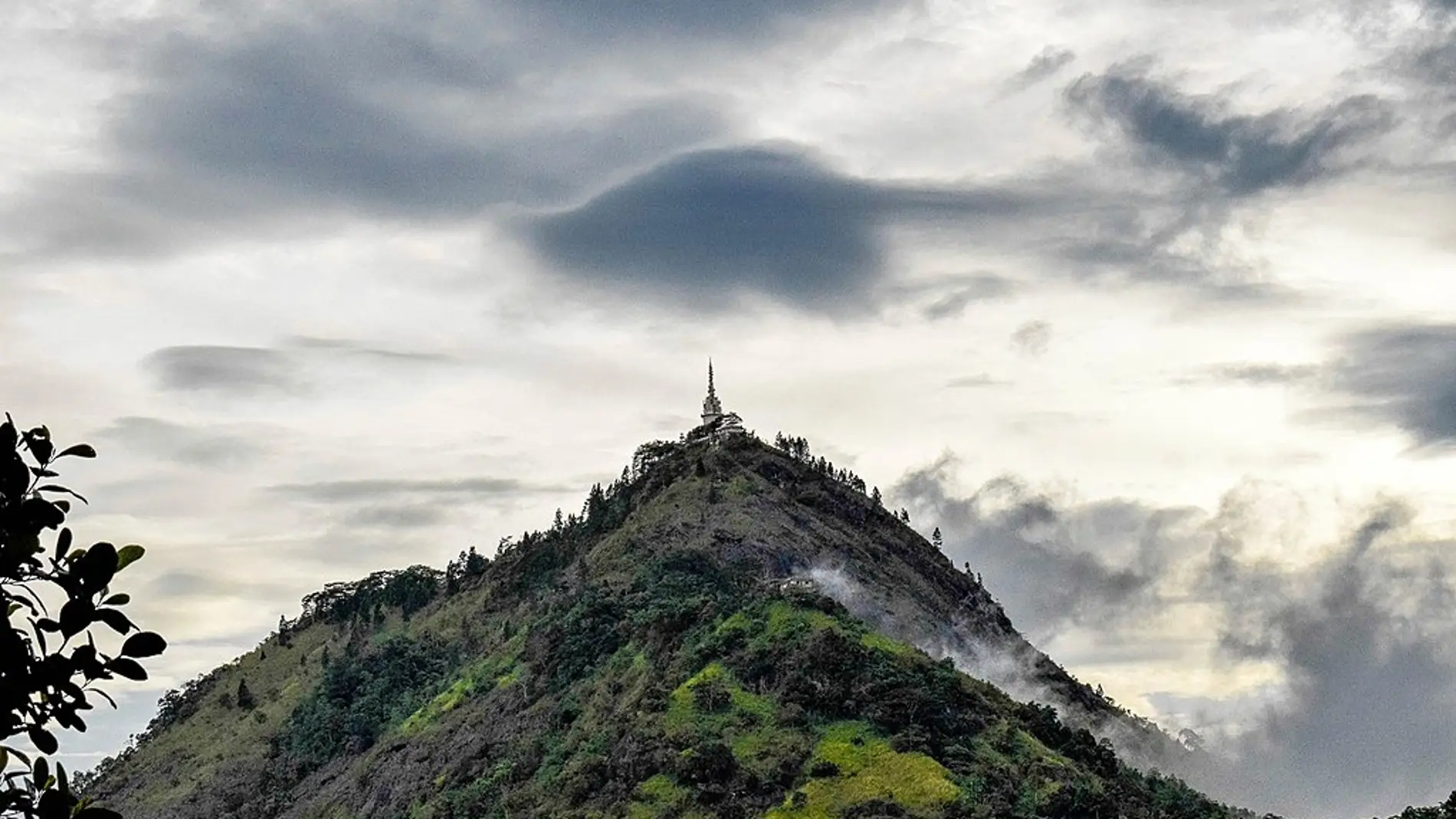 Descubre la Torre Ambuluwawa, una de las más fotografiadas de Sri Lanka