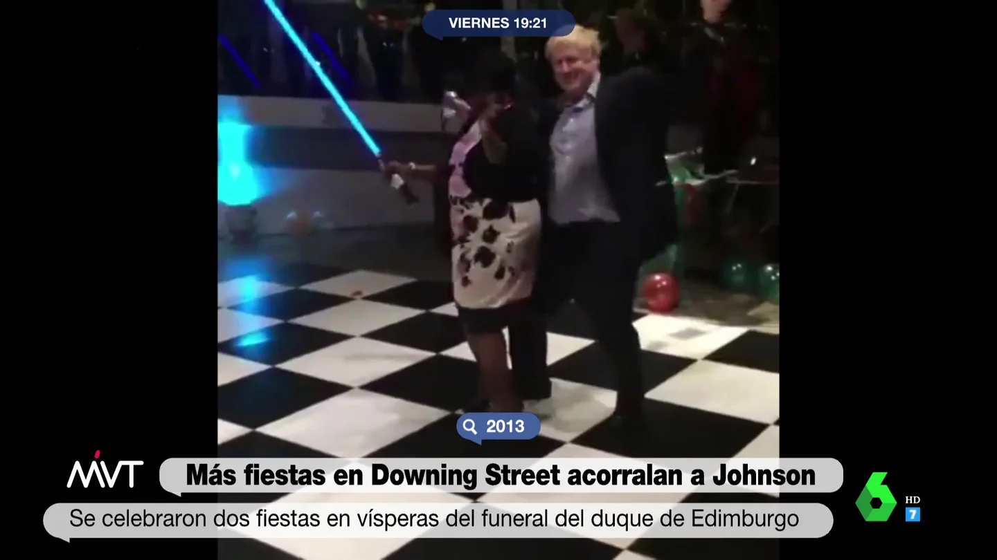 La reacción de Iñaki López ante el baile viral de Boris Johnson La reacción de Iñaki López ante el baile viral de Boris Johnson