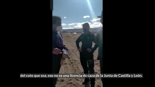 El polémico vídeo de un cazador amenazando a la Guardia Civil: "Nos tenemos que pegar el mayor palizón de la historia" El polémico vídeo de un cazador amenazando a la Guardia Civil: "Nos tenemos que pegar el mayor palizón de la historia"