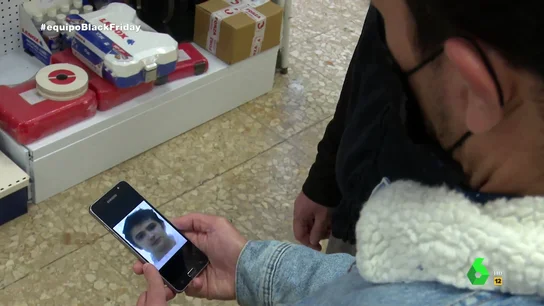 El primer engaño de 'Lupín', el ciberestafador más buscado de España: el plan adolescente con billetes falsos de 50 euros y un cómplice El primer engaño de 'Lupín', el ciberestafador más buscado de España: el plan adolescente con billetes falsos de 50 euros y un cómplice