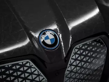 BMW arrebata a Mercedes-Benz el liderato mundial del segmento premium en 2021 BMW arrebata a Mercedes-Benz el liderato mundial del segmento premium en 2021