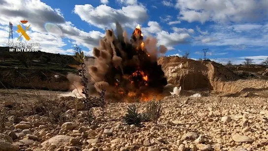 Desactivación de una bomba de la Guerra Civil en Maella Desactivación de una bomba de la Guerra Civil en Maella