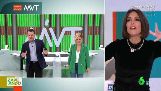 El grito de Iñaki López fuera de cámaras que sorprende a Lorena Castell en directo: "¿Qué pasa?, ¿qué estabais haciendo?" El grito de Iñaki López fuera de cámaras que sorprende a Lorena Castell en directo: "¿Qué pasa?, ¿qué estabais haciendo?"