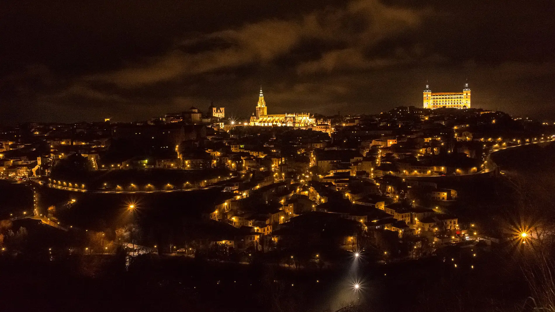 Contribuyente Movilizar compresión Toledo, elegida como la mejor panorámica nocturna del mundo