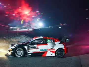 Sébastien Ogier y Loeb nos regalan un duelo de otra época Sébastien Ogier y Loeb nos regalan un duelo de otra época