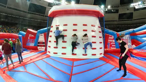 Rocódromo de Big Jump Park Rocódromo de Big Jump Park