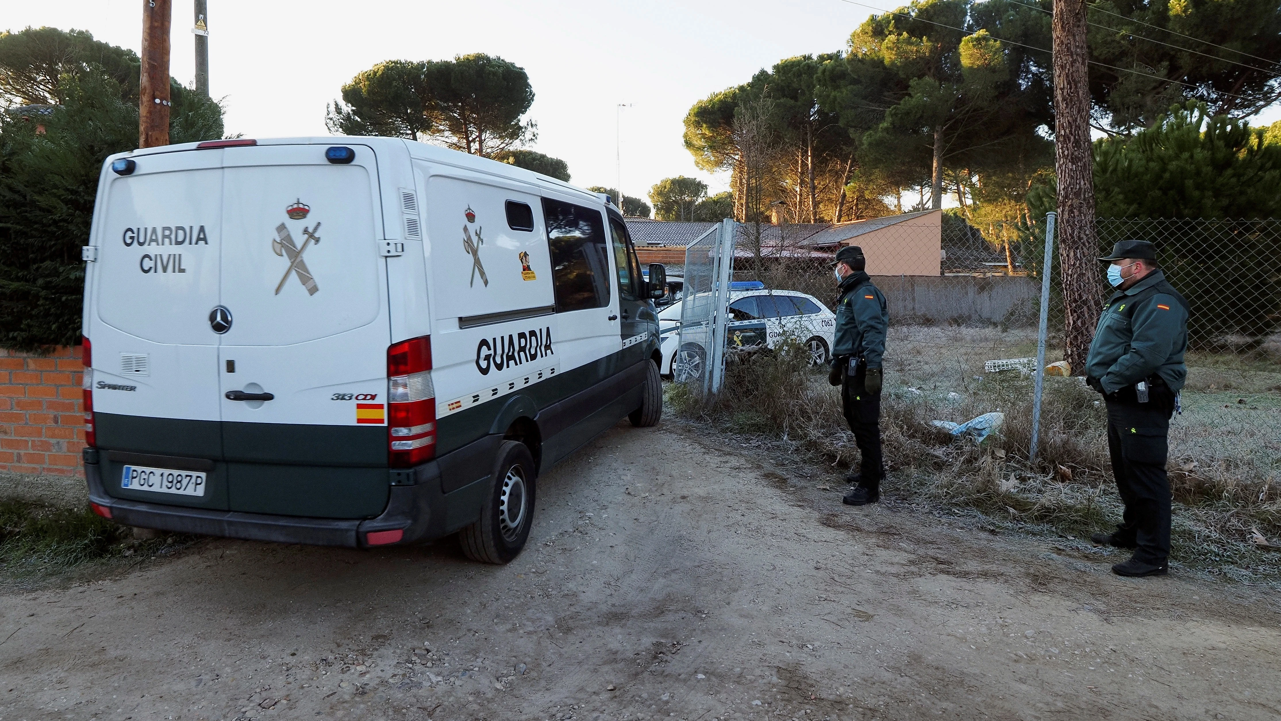 La Guardia Civil accede al chalet de Ramón 'El Manitas', detenido por la desaparición de Esther