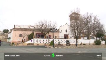  La guerra abierta entre los vecinos de Topares y la Iglesia por la propiedad de unos locales parroquiales  