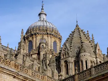 Torre del Gallo de la Catedral de Salamanca: esta es su curiosa historia Torre del Gallo de la Catedral de Salamanca: esta es su curiosa historia
