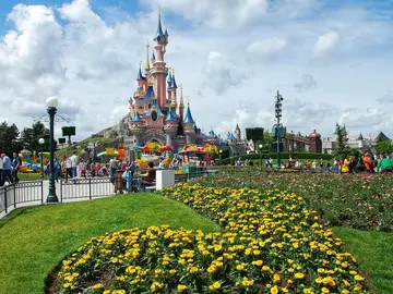 Castillo de la Bella Durmiente de Disneyland París: historia y datos curiosos que debes conocer Castillo de la Bella Durmiente de Disneyland París: historia y datos curiosos que debes conocer