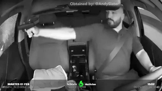 Aterrador tiroteo en una autopista: dispara hasta once veces al conductor que quería adelantarlo en Miami (Florida) Aterrador tiroteo en una autopista: dispara hasta once veces al conductor que quería adelantarlo en Miami (Florida)