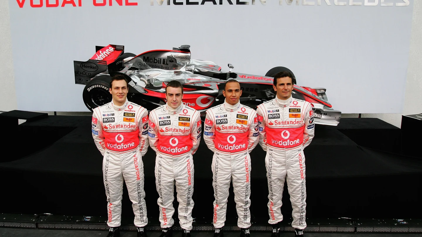 Gary Paffett, Fernando Alonso, Lewis Hamilton y Pedro Martínez de la Rosa Gary Paffett, Fernando Alonso, Lewis Hamilton y Pedro Martínez de la Rosa