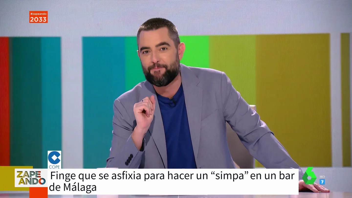 Un hombre finge que se asfixia para hacer un 'simpa' en un bar y acaba detenido Un hombre finge que se asfixia para hacer un 'simpa' en un bar y acaba detenido