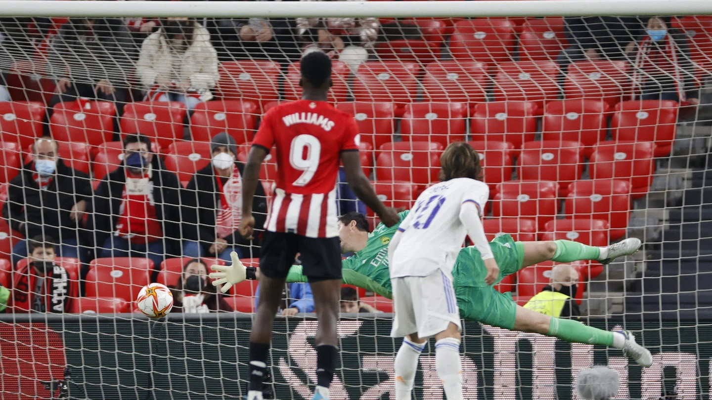 Berenguer sentencia al Real Madrid en San Mamés Berenguer sentencia al Real Madrid en San Mamés