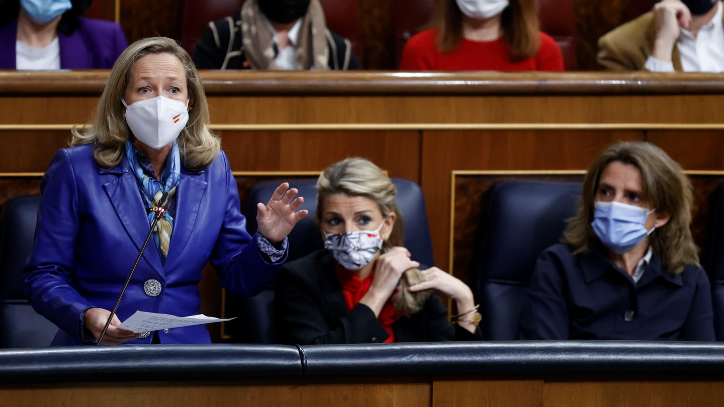 Las tres vicepresidentas, Nadia Calviño, Yolanda Díaz y Teresa Ribera, en el Congreso de los Diputados Las tres vicepresidentas, Nadia Calviño, Yolanda Díaz y Teresa Ribera, en el Congreso de los Diputados