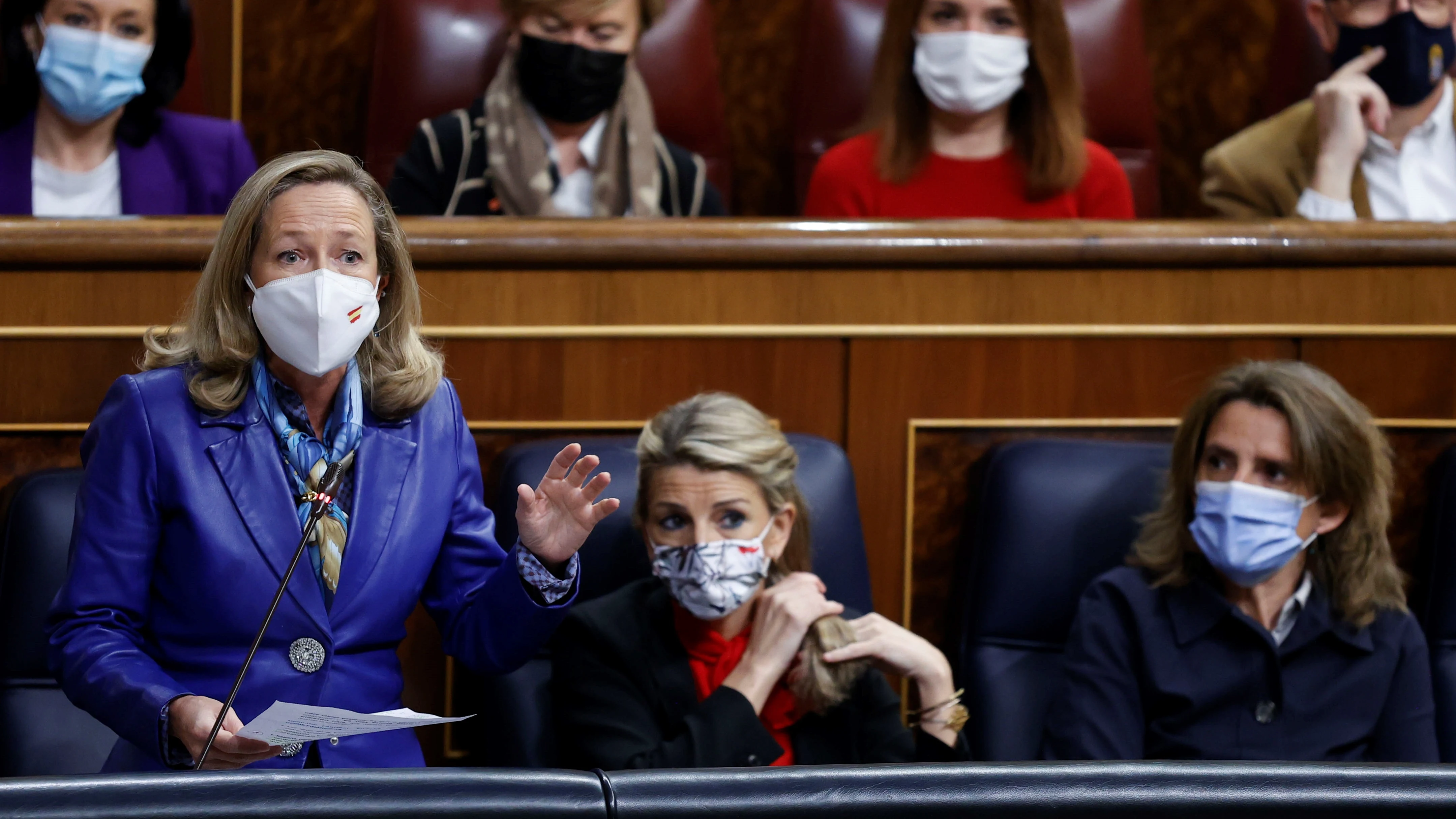 Las tres vicepresidentas, Nadia Calviño, Yolanda Díaz y Teresa Ribera, en el Congreso de los Diputados